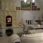 Apartament Leander *