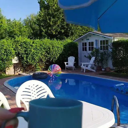 Leander Balatonlelle